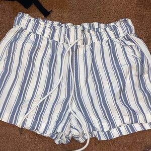 Womens LOFT shorts